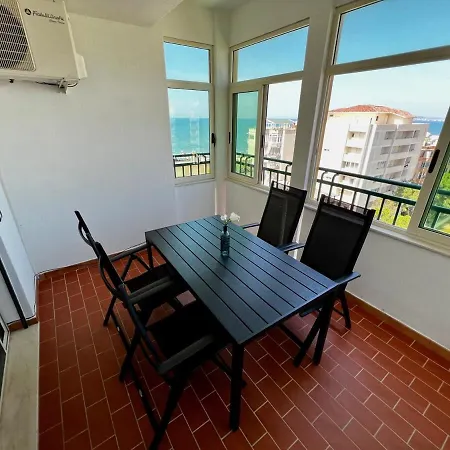 Crystal Wave A30 Durrës