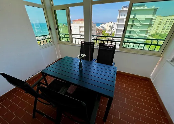 Crystal Wave A30 아파트